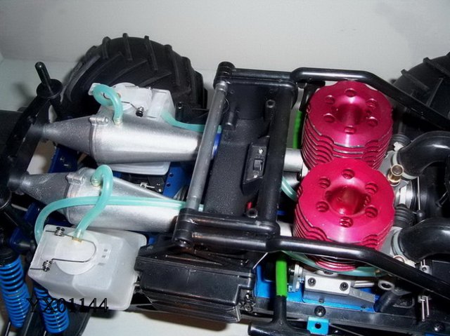 Versandkosten 1:8 RC Nitro Gas twin gp28 Motor 4WD 3-Gang-Getriebe Monster Monstertruck