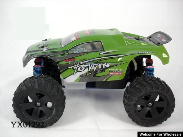 spedizione gratuita in scala 1:16 4wd elettrico alimentato 4pcs radio camion rc telecomando / lotti