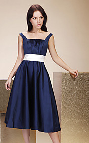 A-line Straps Tea-length Satin Bridesmaid/ Wedding Party Dress