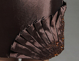 Sheath/Column Strapless Short/Mini Taffeta Cocktail Dress With Appliques Sheath/Column Strapless Short/Mini Taffeta Cocktail Dress With Appliques
