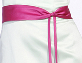 CANNOCK CHASE - Kleid für Hochzeitsfeier und Brautjungfer aus Satin
