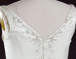 JANESSA - Kleid für die Braut aus Satin (Übergrösse)