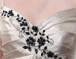 TORI - Kleid für die Braut aus Satin TORI - Kleid für die Braut aus Satin