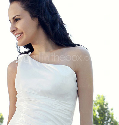 Sheath/Column One Shoulder Sweep/Brush Train Taffeta Wedding Dress 