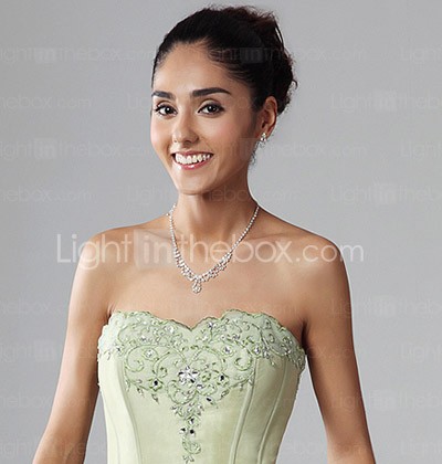 Ball Gown Strapless Floor-length Taffeta Prom Dress