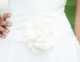 Ball Gown Sweetheart Knee-length Wedding Dress With 3D Floral Ball Gown Sweetheart Knee-length Wedding Dress With 3D Floral