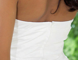 URANIA - Vestido de Noiva em Tafetá com Xale URANIA - Vestido de Noiva em Tafetá com Xale