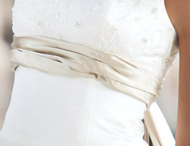 A-line Bateau Sleeveless Satin Tulle Knee-length Wedding Dress 
