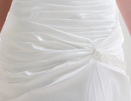 DRAGINJA - Kleid für die Braut aus Satin DRAGINJA - Kleid für die Braut aus Satin