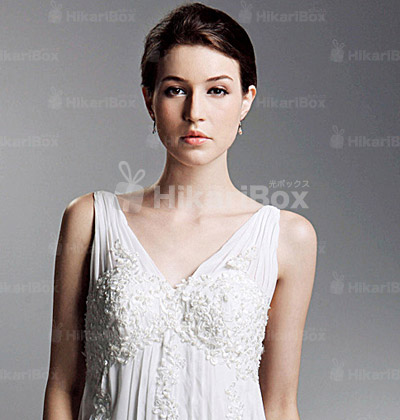 A-line V-neck Chapel Train Chiffon Wedding Dress With Luxury Beaded Appliques