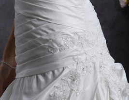 DESIRE - Kleid für die Braut aus Tafft
