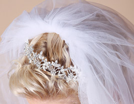 à deux vitesses voiles de mariage cathédrale avec bord de ruban