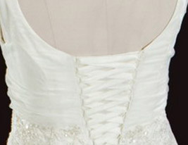 MARIE LOUISE - kjole til brudekjoler i organza (Plus Size) MARIE LOUISE - kjole til brudekjoler i organza (Plus Size)