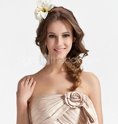 LARYN - Vestido de Madrinha em Cetim LARYN - Vestido de Madrinha em Cetim