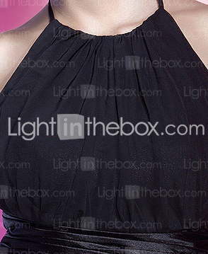 Sheath/ Column Halter Knee-length Chiffon Cocktail Dress