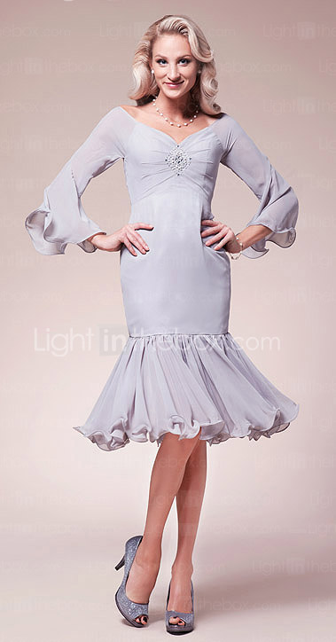 Trumpet/Mermaid V-neck Knee-length Chiffon Mother of the Bride Dress