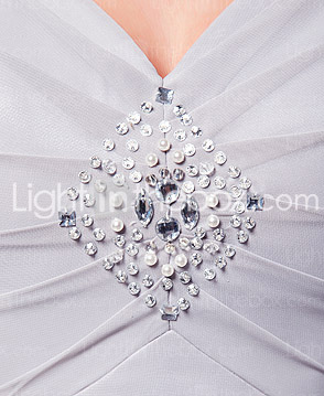 Trumpet/Mermaid V-neck Knee-length Chiffon Mother of the Bride Dress