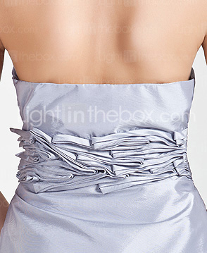 A-line Strapless Knee-length Taffeta Bridesmaid Dress A-line Strapless Knee-length Taffeta Bridesmaid Dress