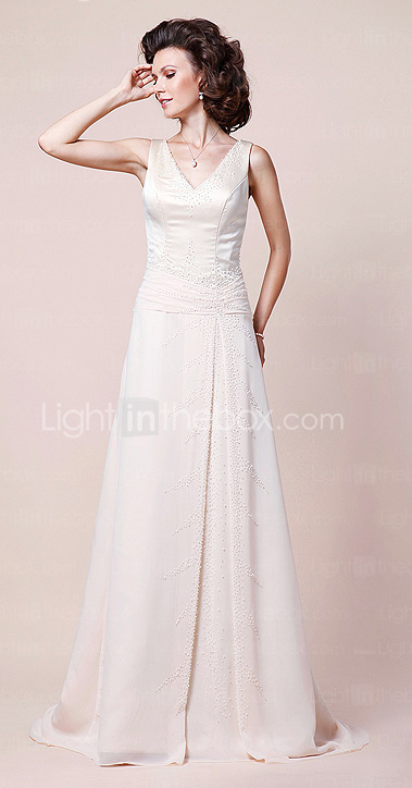 A-line V-neck Sweep/ Brush Train Chiffon Mother of the Bride Dress With A Wrap