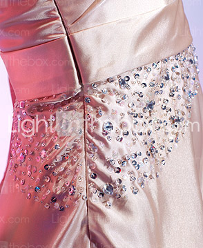 A-line Jewel Neck Knee-length Stretch Satin Cocktail Dress