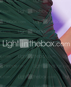  Sheath/Column Sweetheart Knee-length Chiffon Cocktail Dress