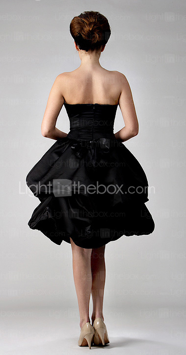 Clearance!Ball Gown Strapless Knee-length Satin Bridesmaid/ Wedding Party Dress
