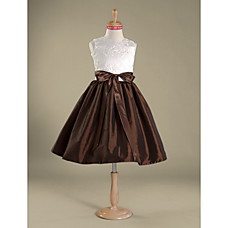wholesale A-line Jewel Knee-length Taffeta Lace Junior Bridesmaid Dress (WSD0303)