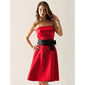 A-line Strapless Knee-length Satin Bridesmaid/ Wedding Party Dress