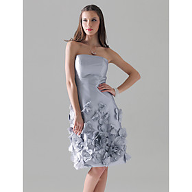 Sheath/ Column Strapless Knee-length Taffeta Bridesmaid Dress