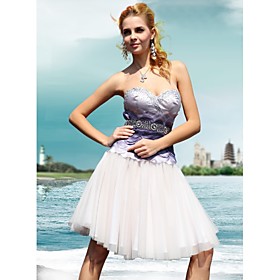 A-line Sweetheart Knee-length Satin Elastic Silk-like Satin Cocktail Dress