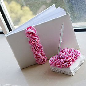 luxe bruiloft gastenboek en pen set met roze rozen