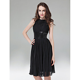 Sheath/ Column Bateau Knee-length Chiffon Cocktail Dress