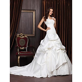 Ball Gown Sweetheart Chapel Train Satin Lace Wedding Dress With Wrap (WSM0484)