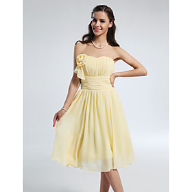 A-line Princess Sweetheart Knee-length Chiffon Bridesmaid Dress