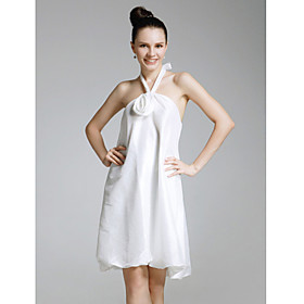 Taffeta Sheath/Column Halter Knee-length Cocktail Dress