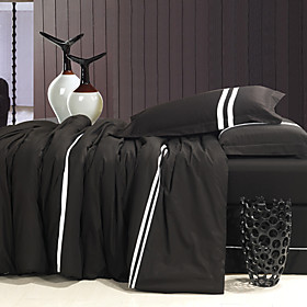 Sizes: Queen Patterns: Solid Color: Black, White Material: Cotton Crafts: Reactive Print Net Weight (kg): 3 Shipping Weight (kg): 3.05 Unit Packing: 1 set / PVC Bag Care Instruction: Gentle Mashine Wash in Low Temperature,Do Not Bleach,Do Not Dry CleanDimensions:1pc Duvet Cover: 240x220cm (94 Race 4-piece Queen Duvet Cover Set