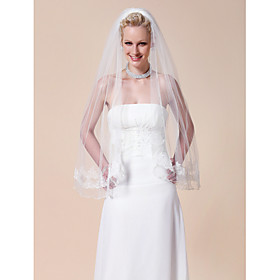 One-tier Fingertip Wedding Veils With Lace Applique Edge