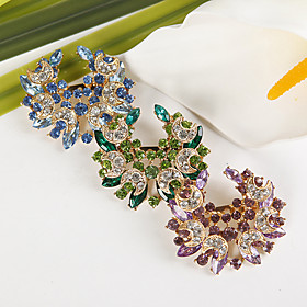 Romantic Crescent Moon and Flower Brooch (set of 4) Romantic Crescent Moon and Flower Brooch (set of 4)