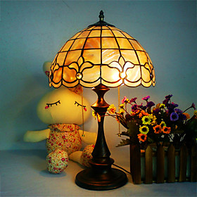 Antique Inspired Tiffany Style Table Light