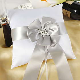 Silver Pearl Flower Ring Pillow