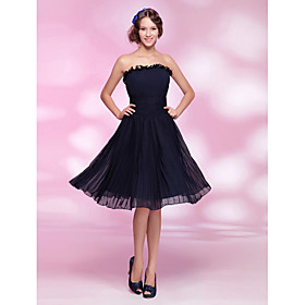 A-line Princess Strapless Knee-length Chiffon Cocktail Dress