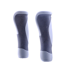 Color: As PictureSize: 10cmx4.5cmMaterial: RubberFeatures:About Bar Ends:Bar ends are used by cross country mountain bikers, touring cyclists and long distance riders who require an alternate riding position, rather than just the grips. Bar ends offer a different position to the standard flat bar grips by allowing you to rotate your wrists by 90 degrees and allowing you to be able to pull harder on the climbs when out of the saddle, or just to relieve the boredom of the single position when on longer distance rides. Bicycle Bar End