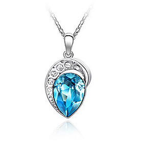 Glamourous Crystal and Platinum Plated Alloy Necklace