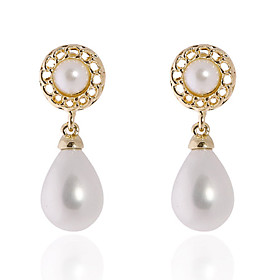 Shell Pearl Drop Earrings