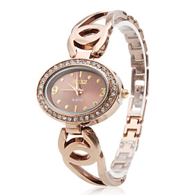 Women's Hollow Alloy Analog Quartz Bracelet Watch A-6114 (Gold)