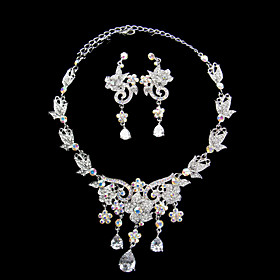 Silver Flowers Ladies' Jewelry Set Including Necklace and Earrings
