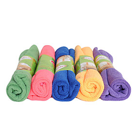 TrackMan Outdoor Microfiber Towel (Random Color)