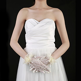 Tulle Wrist Length Fingertips Bridal Gloves With Appliques