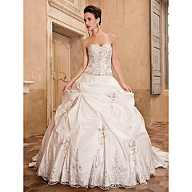 Ball Gown Sweetheart Chapel Train Taffeta Wedding Dress