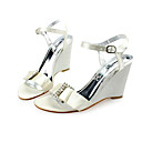 Satinado Superior Sandalias De Tacones Altos Con / De La Boda De Diamante De Imitaci�n Zapatos De Novia (0796-9202)